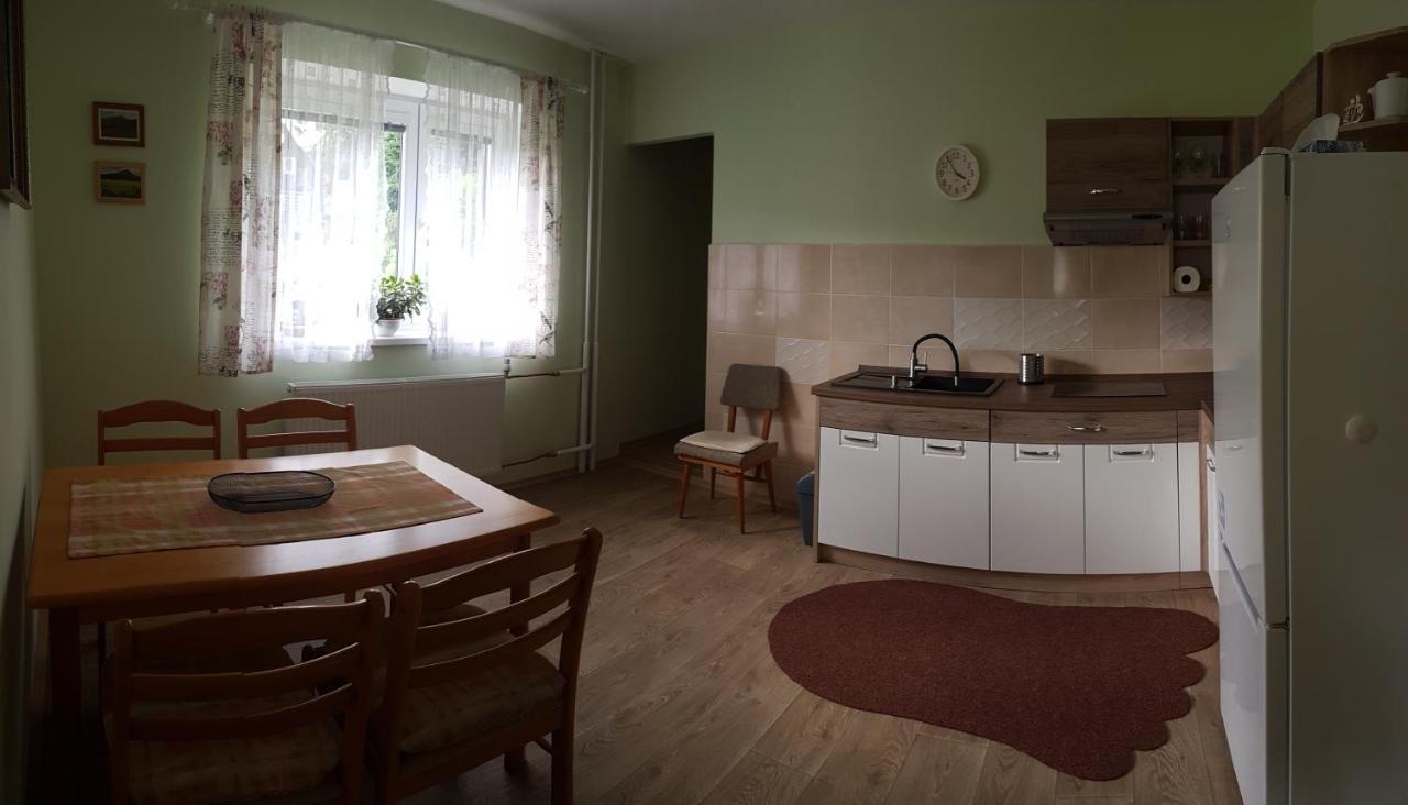 Apartment Arnika โกเชนอฟ ภายนอก รูปภาพ
