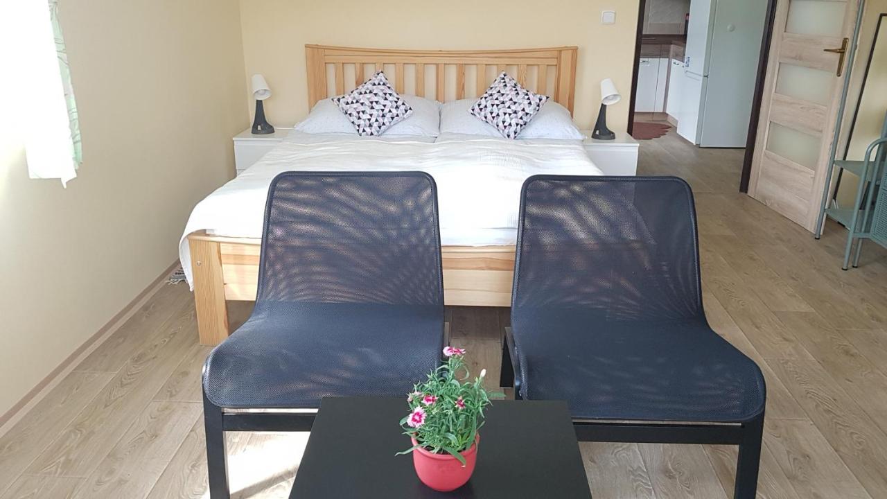 Apartment Arnika โกเชนอฟ ภายนอก รูปภาพ